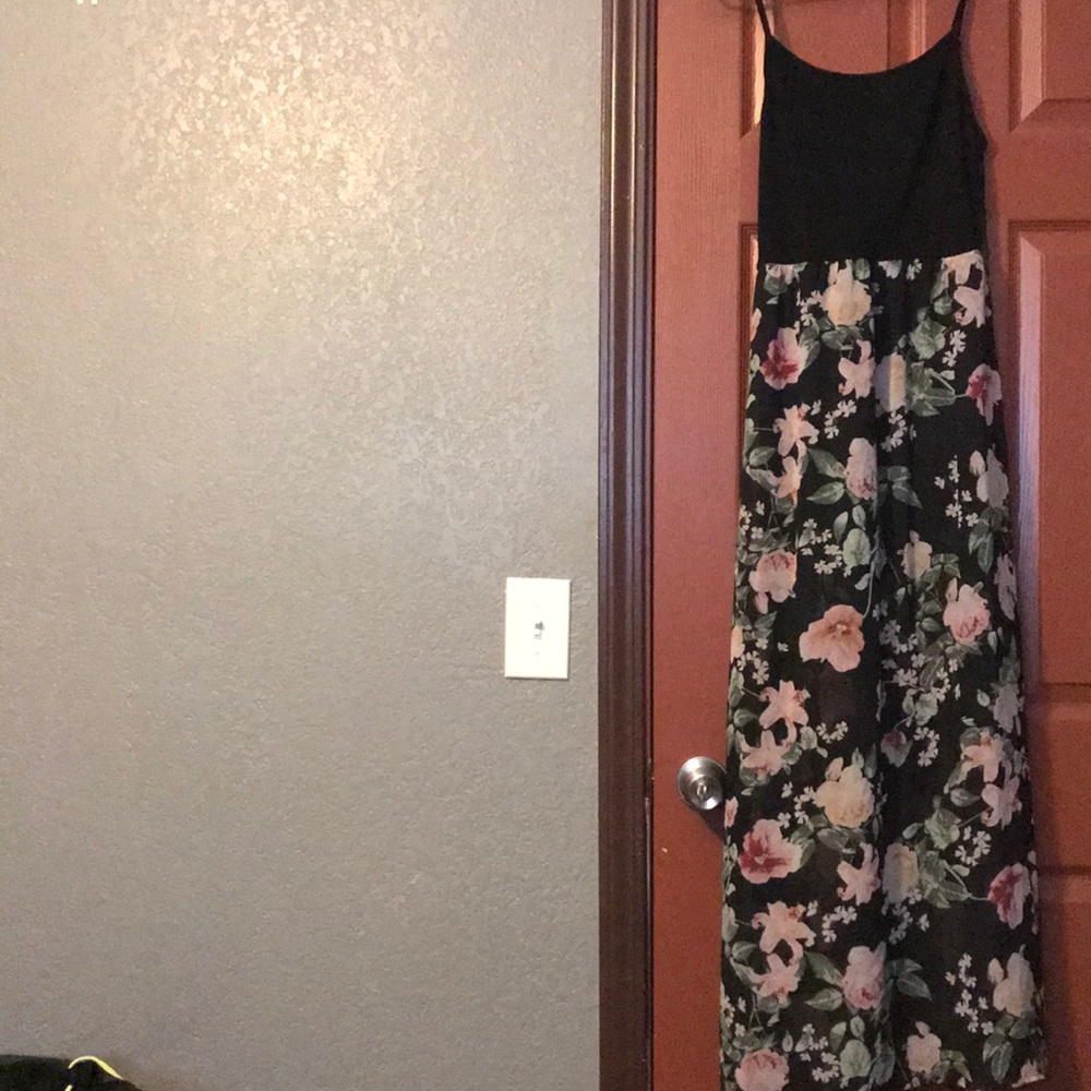 Black and floral print dress
